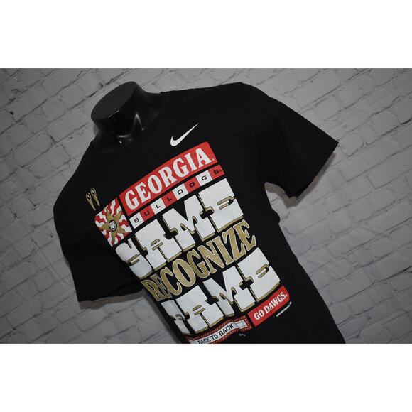 Nike T-Shirt UGA Bulldogs Mens XL University Georgia DAWGS National Champs - Picture 1 of 8
